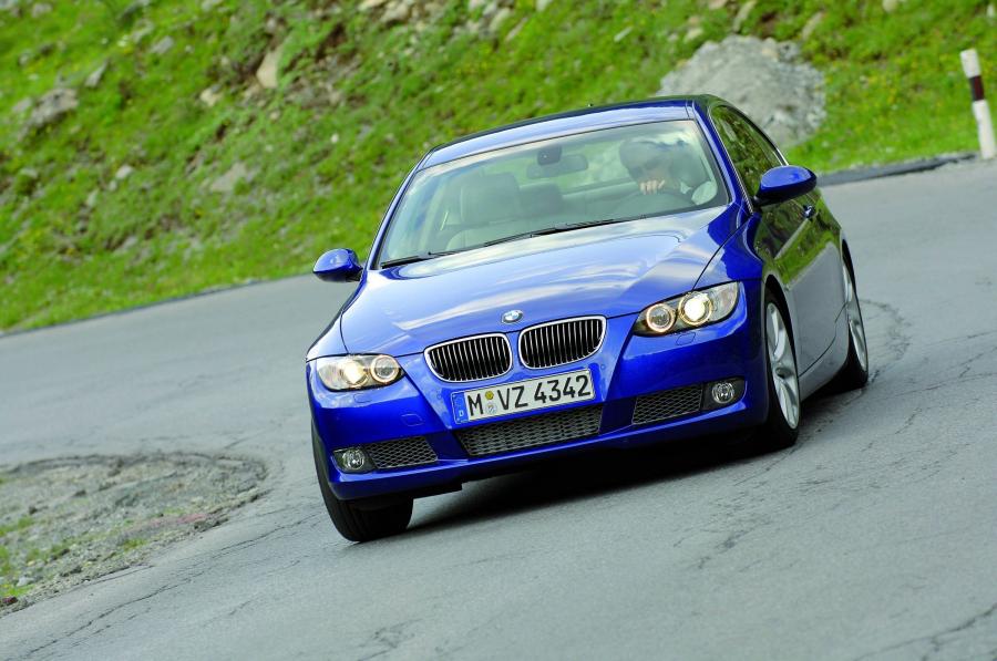  BMW 3-Series Coupe 2007 года  (фото 119 из 219)